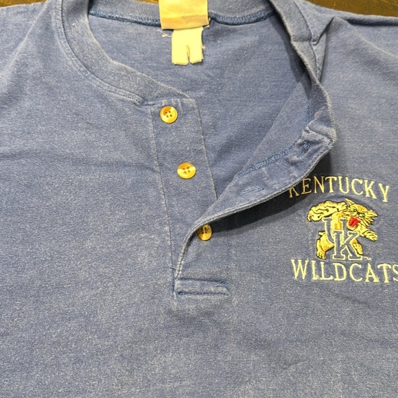 Castaways UK Kentucky Wildcats Blue Henley Shirt Men Adult short sleeve - Picture 8 of 14